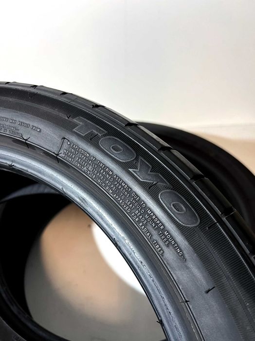 Pneus Toyo Proxes R51A - 215/45/18 - Como NOVOS
