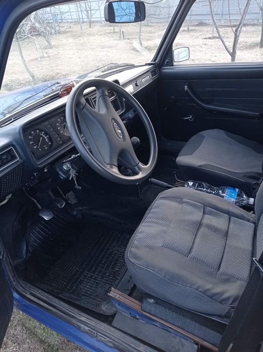 Автомобіль  Ваз 2104