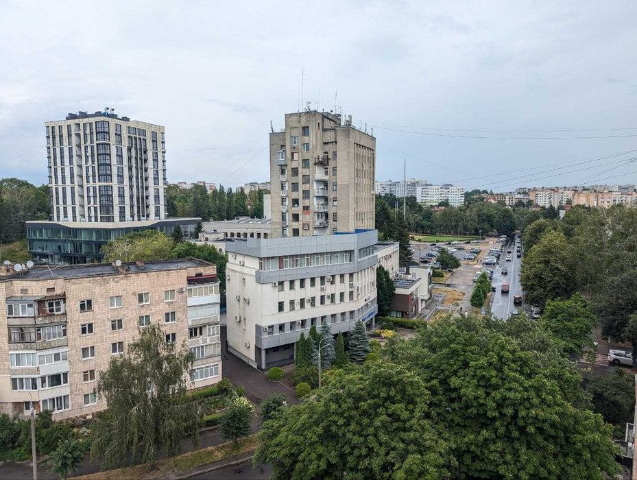 Оренда 3х кімн квартира Кавказька, центр
