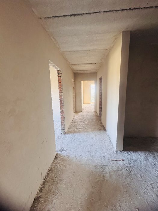Продаж 3-кімнатноі квартири в Кременці Тернопільщина.