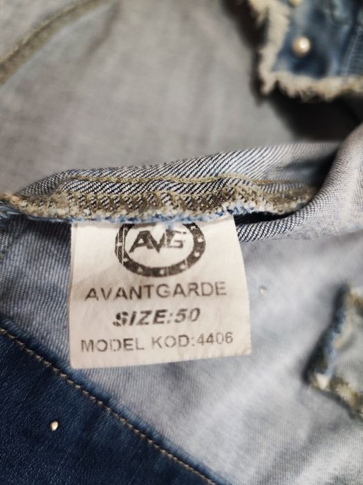 Пиджак-болеро джинсовый.