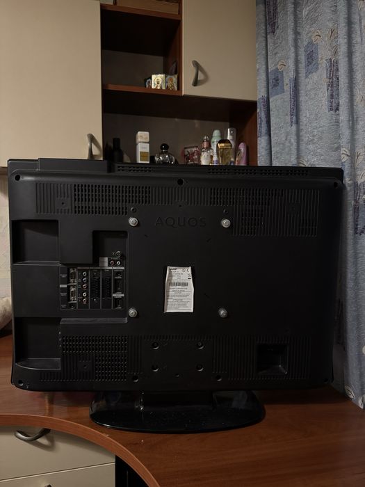 Продам телевизор Sharp