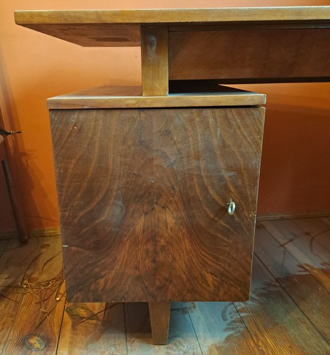 Biurko PRL M. Puchała, do renowacji