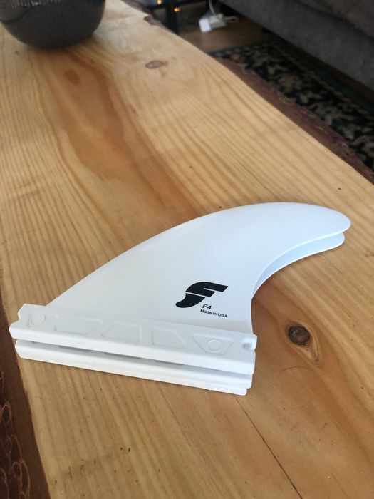 3 Quilhas Futures f4  small