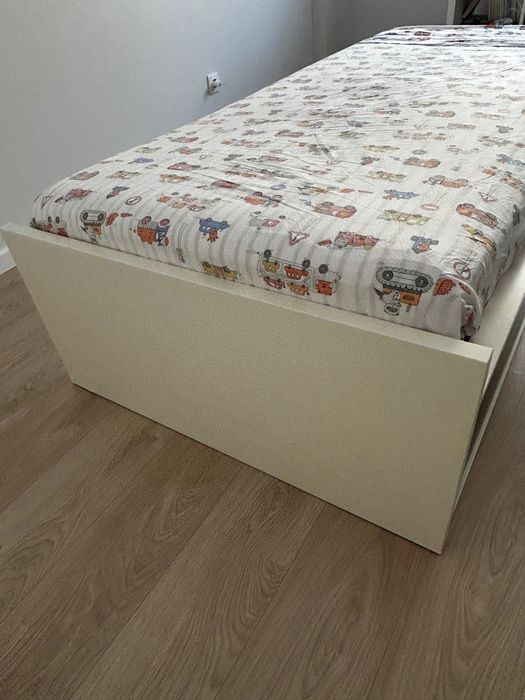 Cama individual IKEA