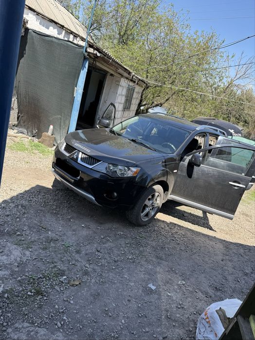 Mitsubishi Outlander XL 2.0