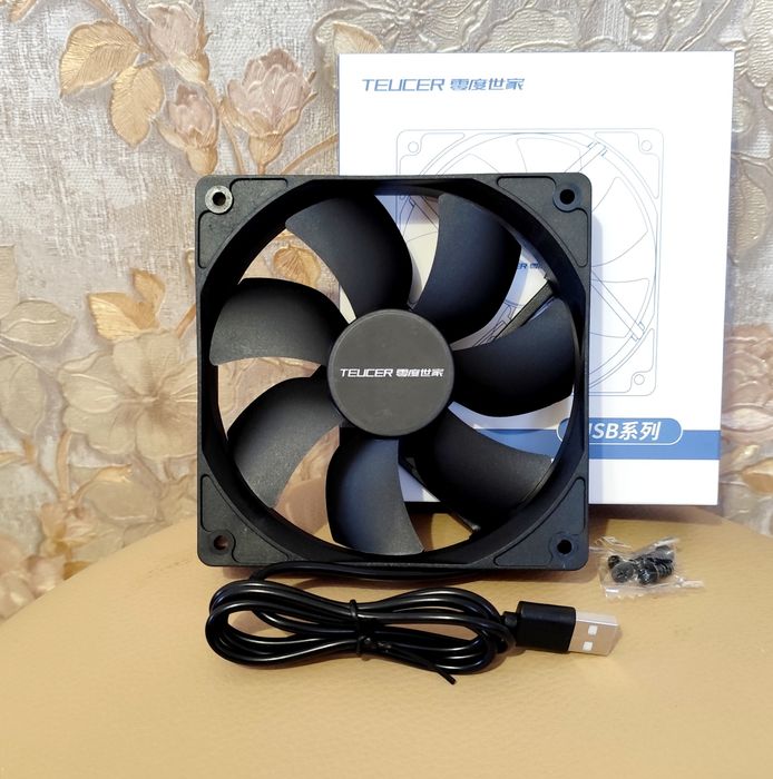 Вентилятор 5V USB Кулер 12×12×2.5см