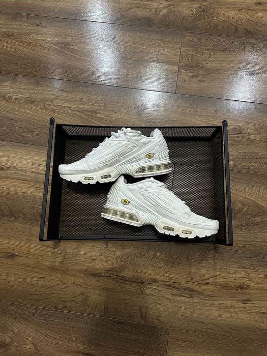 кросівки Nike Air Max Plus 3 з фірмовою амортизацією Tuned Air tn TN