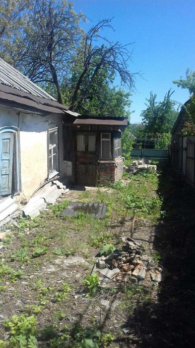 Продам півбудинку окремий двір Арнаутово