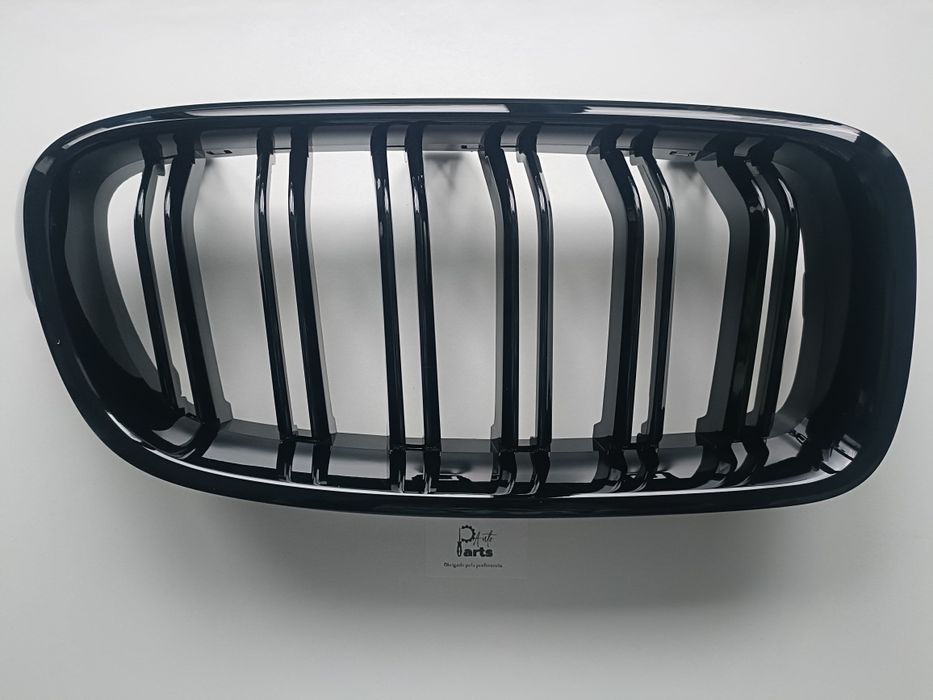 (Promoção) Grelhas Frontais BMW Série 4 M4 F32 F33 F36 F80 F86 preto