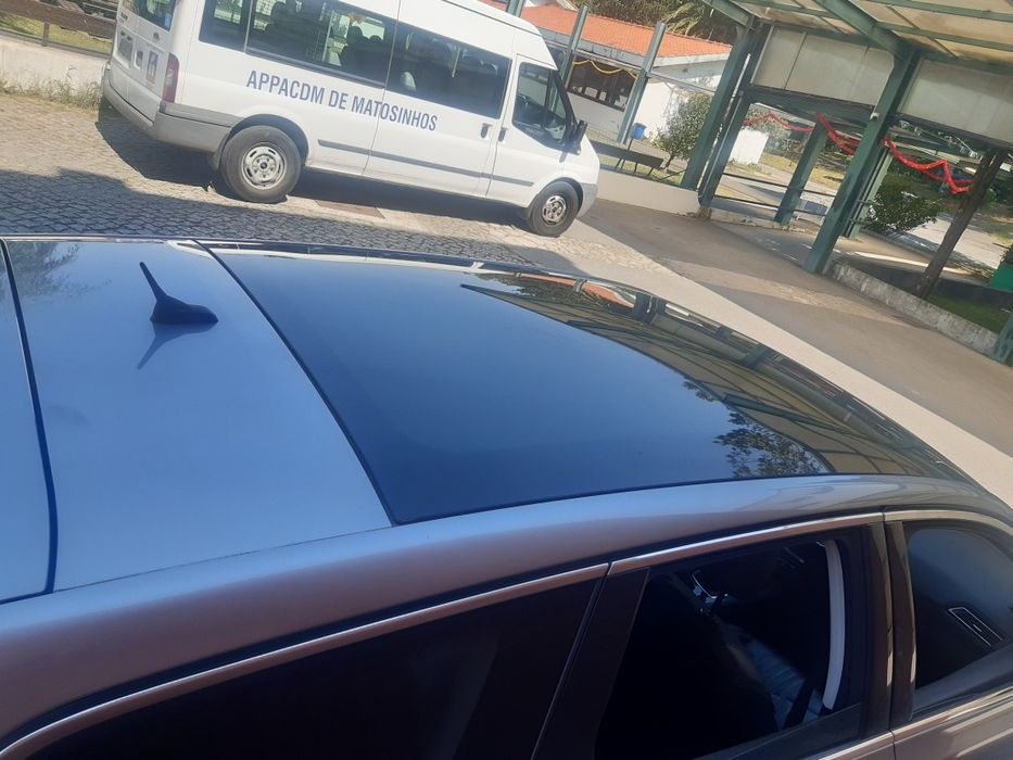 Peugeot 308 1.6 HDi 120cv
•2014/05