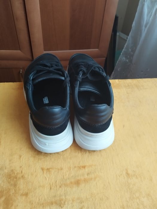 Продам чоловічі кросівки Clarks