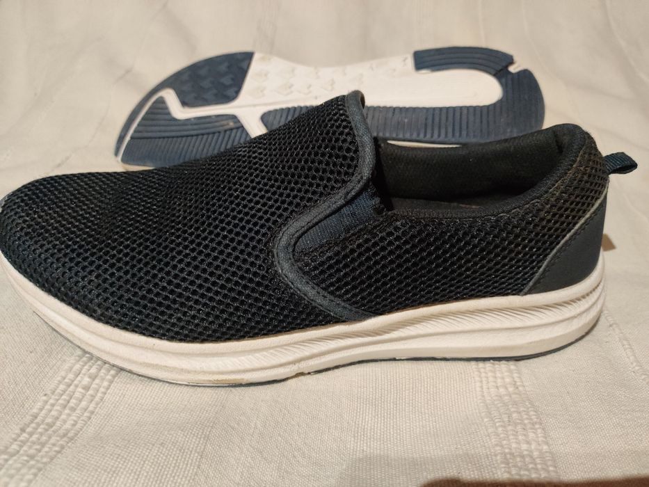 Buty sportowe 41 EU, F&F