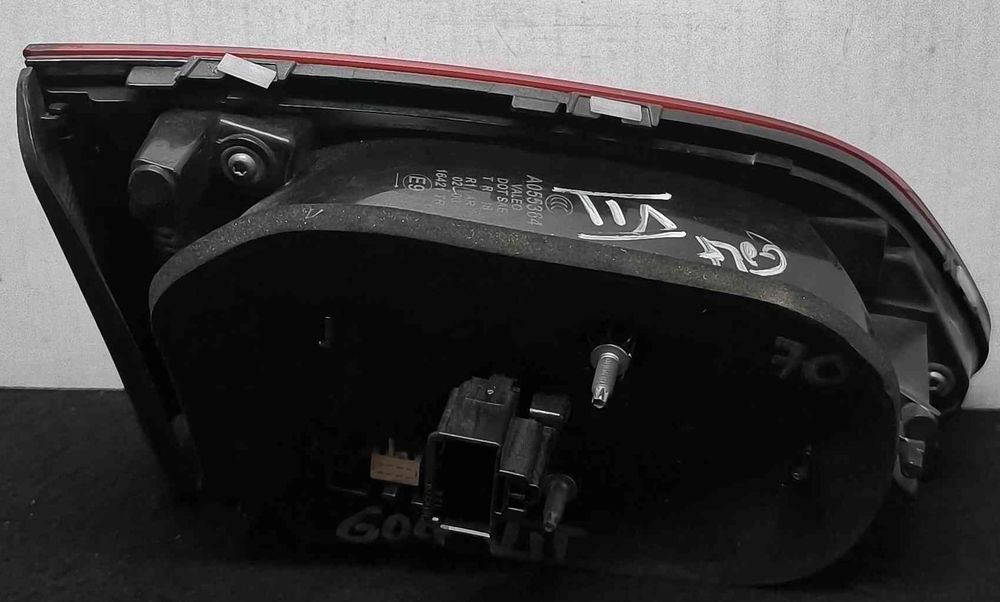 Farolim da Mala Direito 5G9945094H - VW GOLF VII
