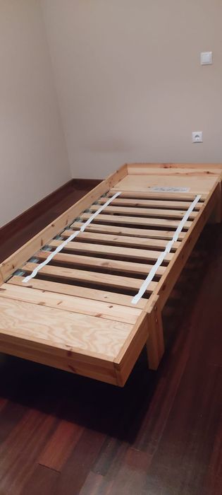 Cama Extensível IKEA Pinho