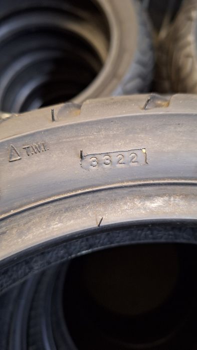 110/70r12 A-ALine 22r