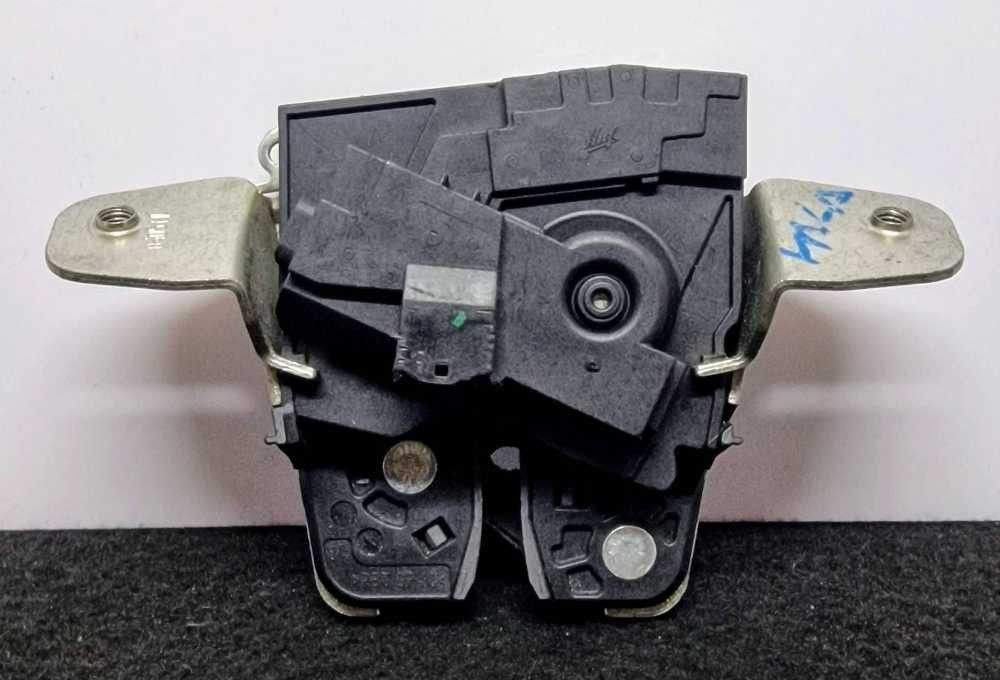 Fechadura / Fecho da Mala MERCEDES-BENZ C-CLASS (W204) ano 2011
