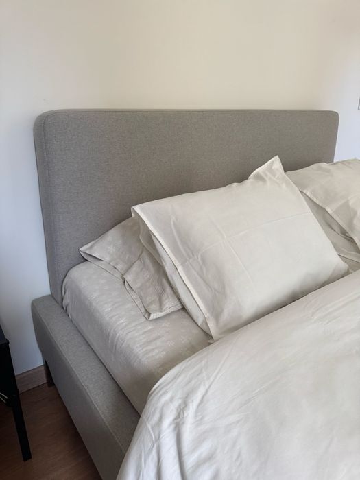 Cama estofada KINDA home