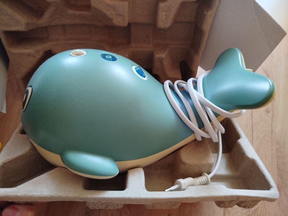 Інгалятор кітьонок. Все працює. Насадки для горла та носа ще є.