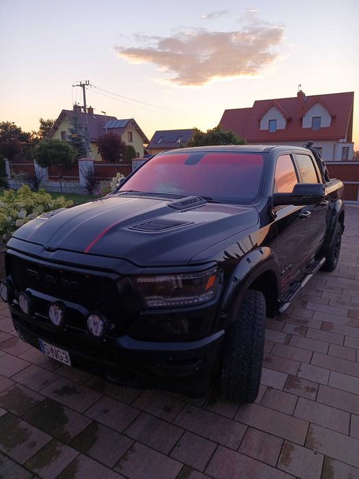 Dodge ram 2020 3.6 V6  LPG 4x4  zadbany