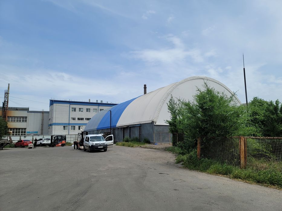 Продам склад 1000кв.м. левый берег , наша правда СВЕТ НЕ ОТКЛЮЧАЮТ