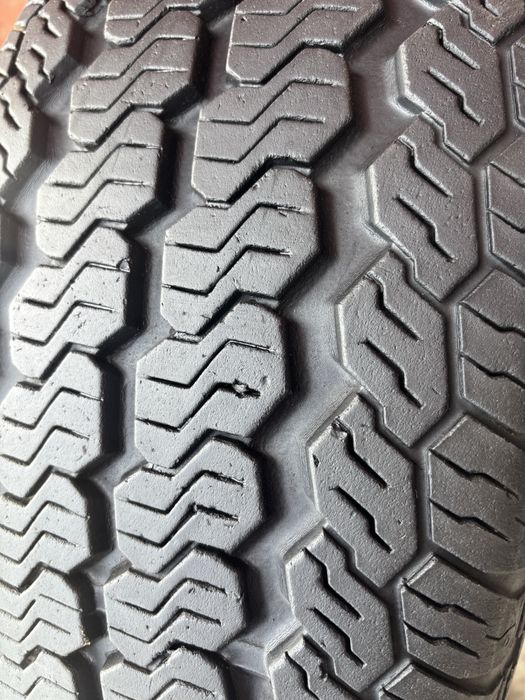235/65/16c R16 Continental VancoFourSeason всесезонна 1 шт