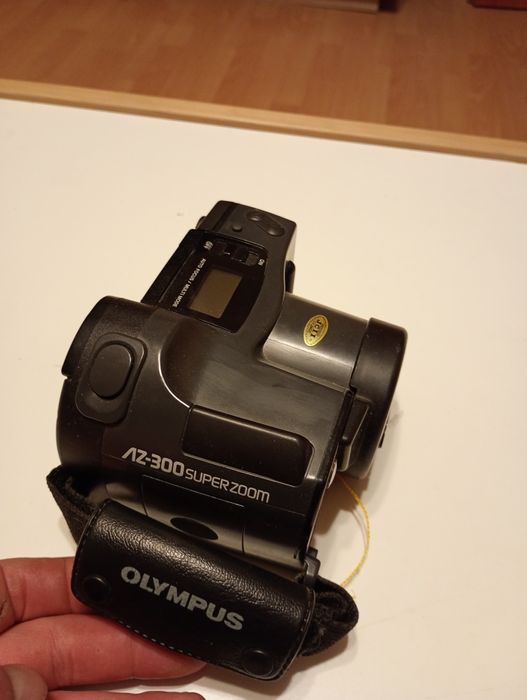 OLYMPUS AZ-300superzoom