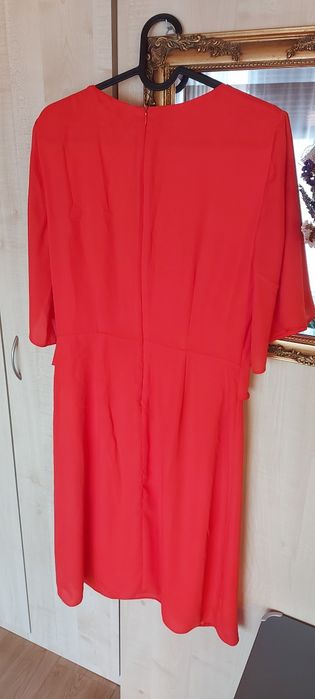 Nowa sukienka elegancka tkk max M L czerwona