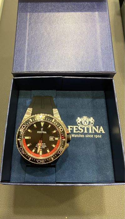 Męski zegarek Festina ze szkłem szafirowym