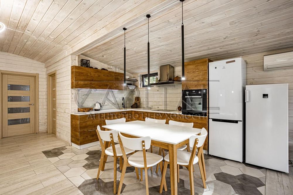 Пропонується до оренди чудовий будинок в лісовій частині Биківні 180м2