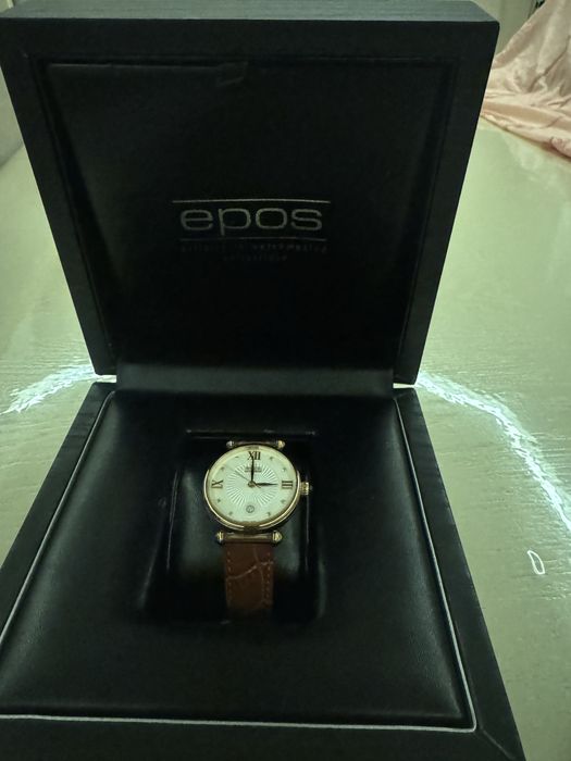 Швейцарський годинник Epos 8000.700.22.88.10