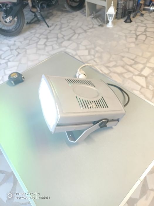 Holofote profissional de palco 150W