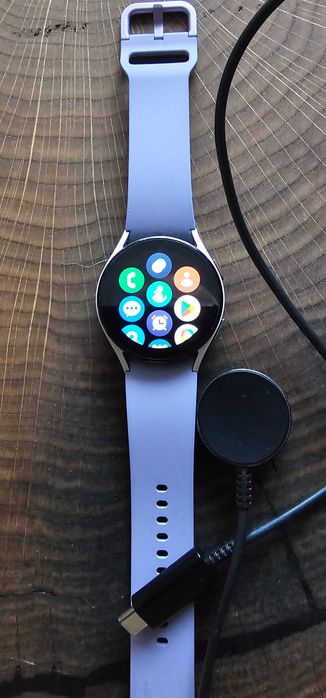 Samsung watch 4 smartwatch