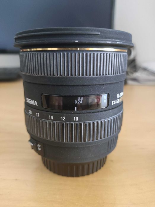 Objectiva Sigma 10-20mm F4-5.6 EX DC HSM, para CANON EF-S