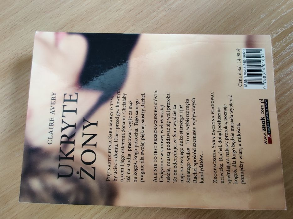 Ukryte żony. Claire Avery