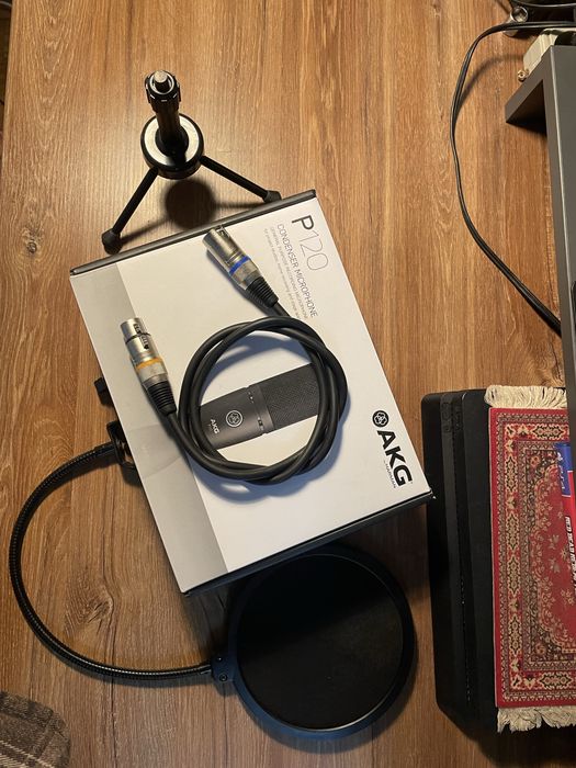 Мікрофон AKG P120