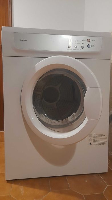 Máquina de Secar Roupa Electronia MDR70 II – Praticamente Nova
