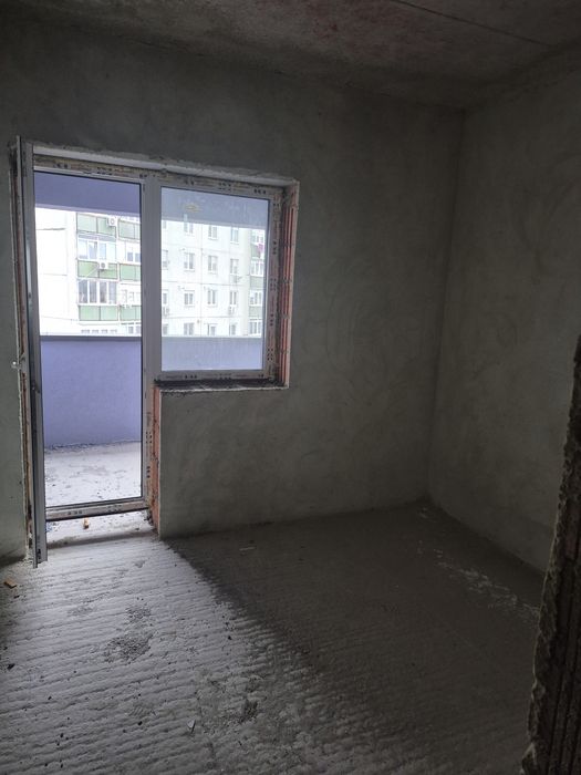 Продаж двох кімнатной квартири Росвигово.