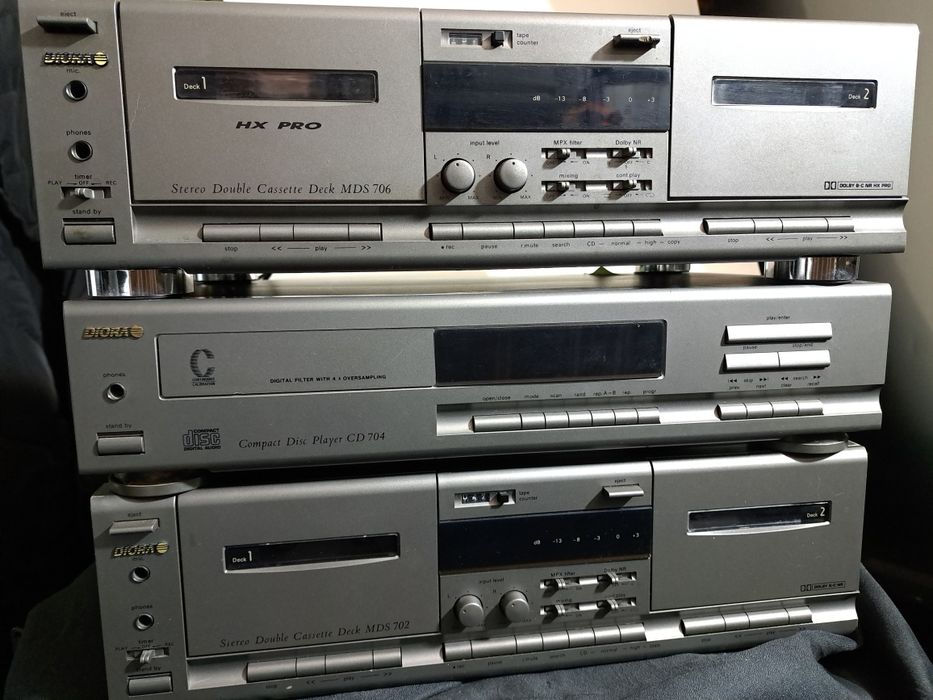 Magnetofon Diora  MDS 702  CdD 704 MDS 706