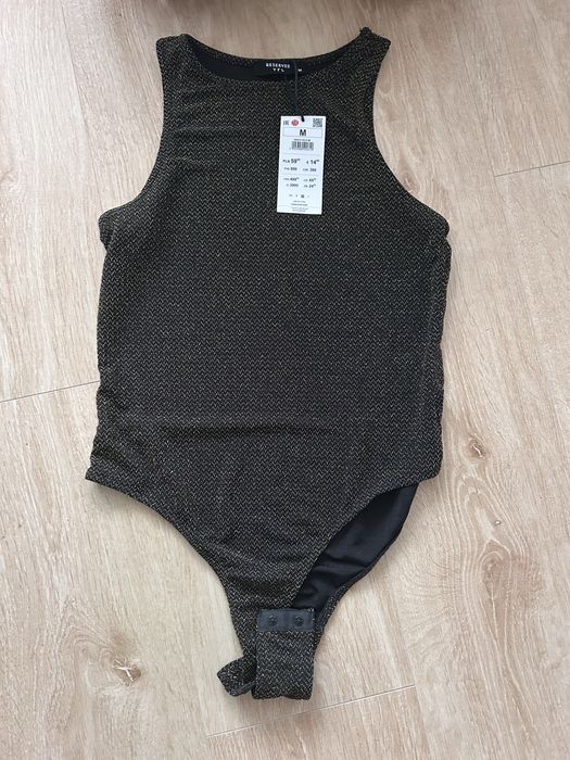 Body ze zlota nitka