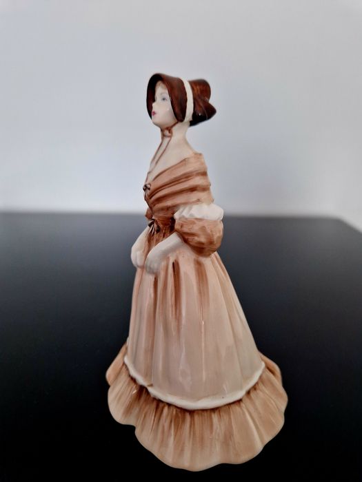 Figurka Coalport Hannah