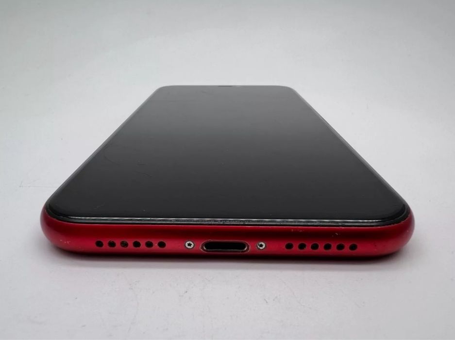 Iphone 11 bateria 91% edição especial RED