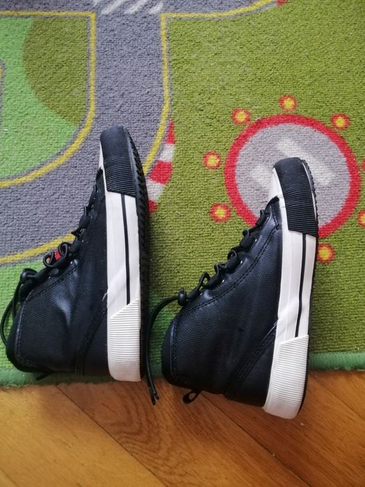 Високі кеди, снікерси, matalan