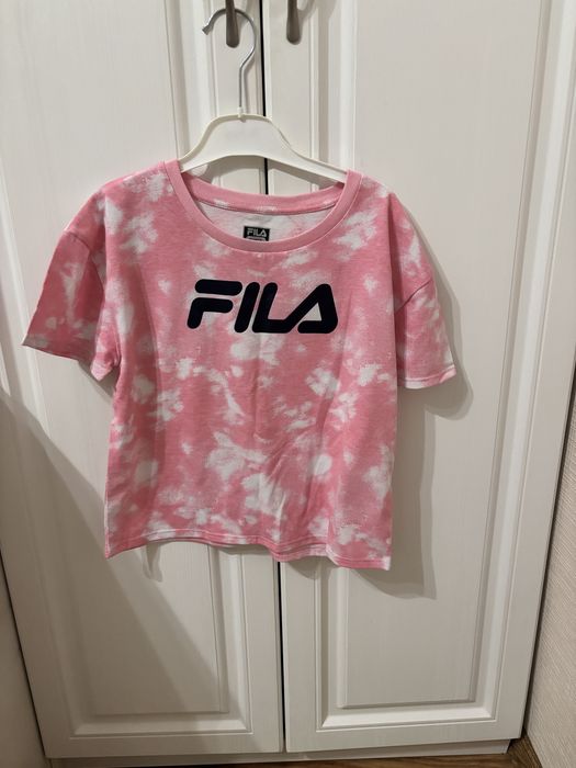 Продається футболка на вік 10 років