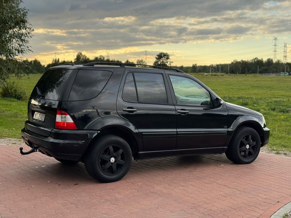 Mercedes ML W163