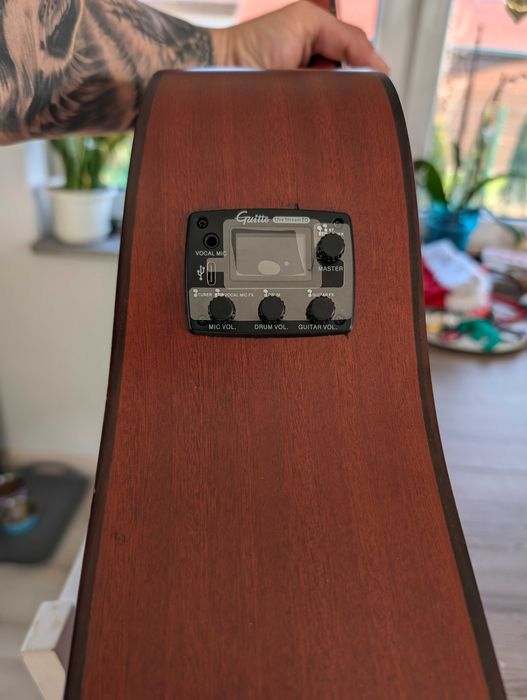 Gitara elektroakustyczna DOWINA D555