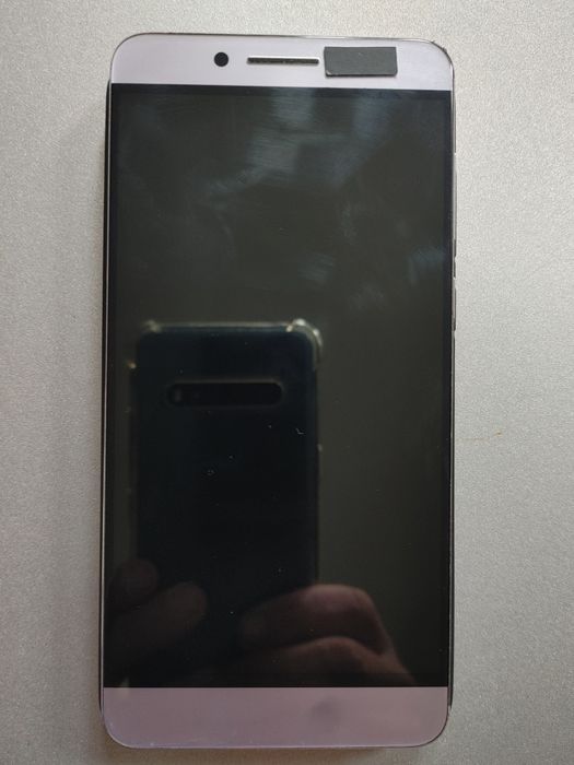 Смартфон LeEco Le Pro 3 4/64GB версия для американского рынка LEX727