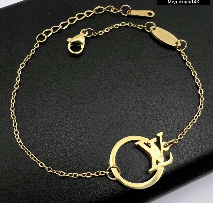 Браслети на руку