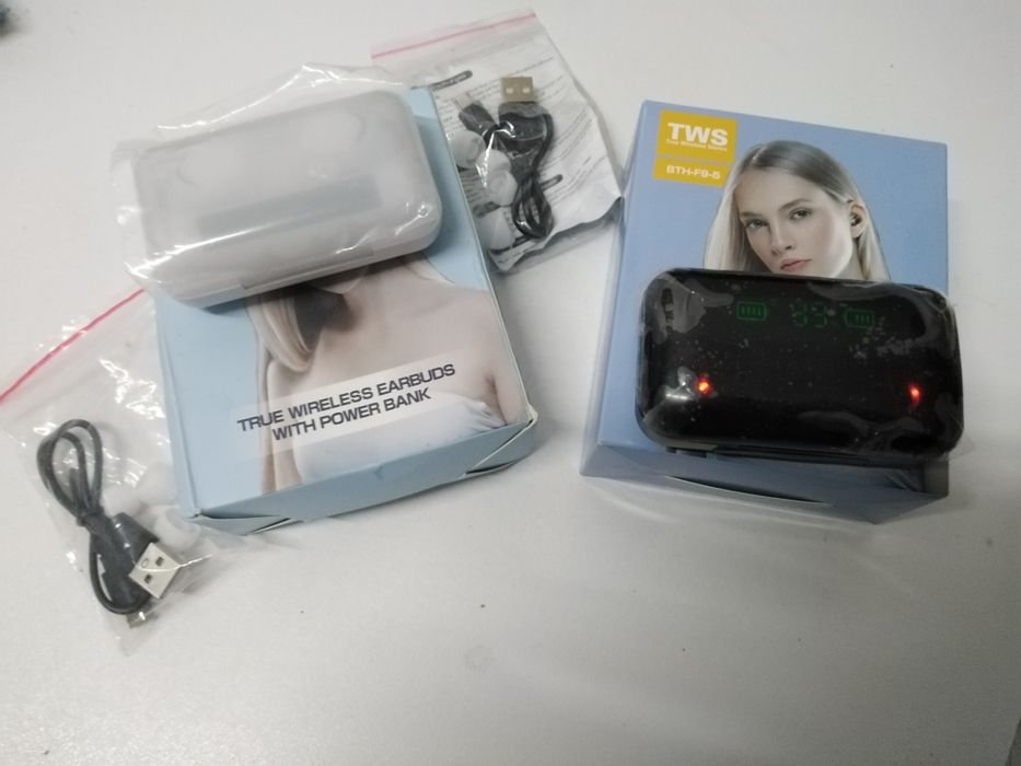 Phones Bluetooth, novos na caixa