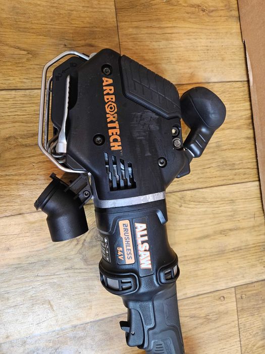 Piła do kamienia i fug ARBORTECH ALLSAW BA200X 9.0 Ah